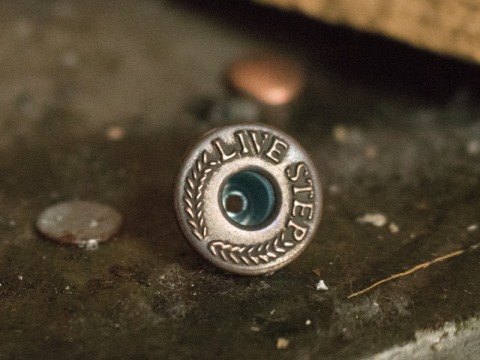 กระดุมยีนส์