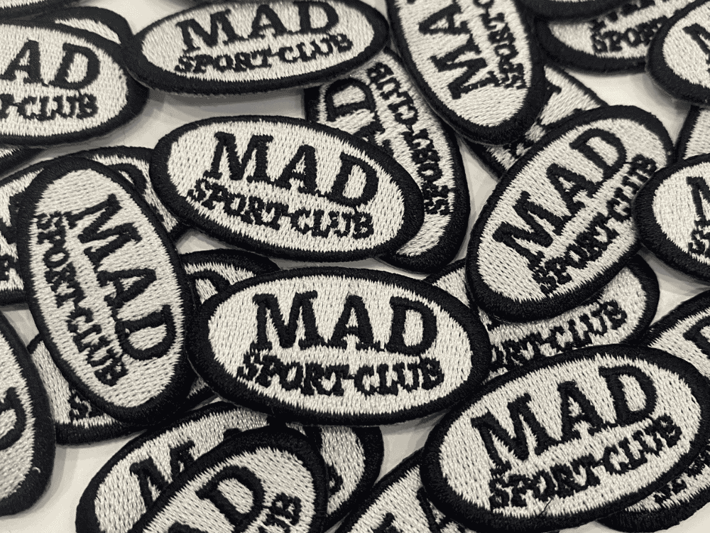 ผลิตอามติดเสื้อ